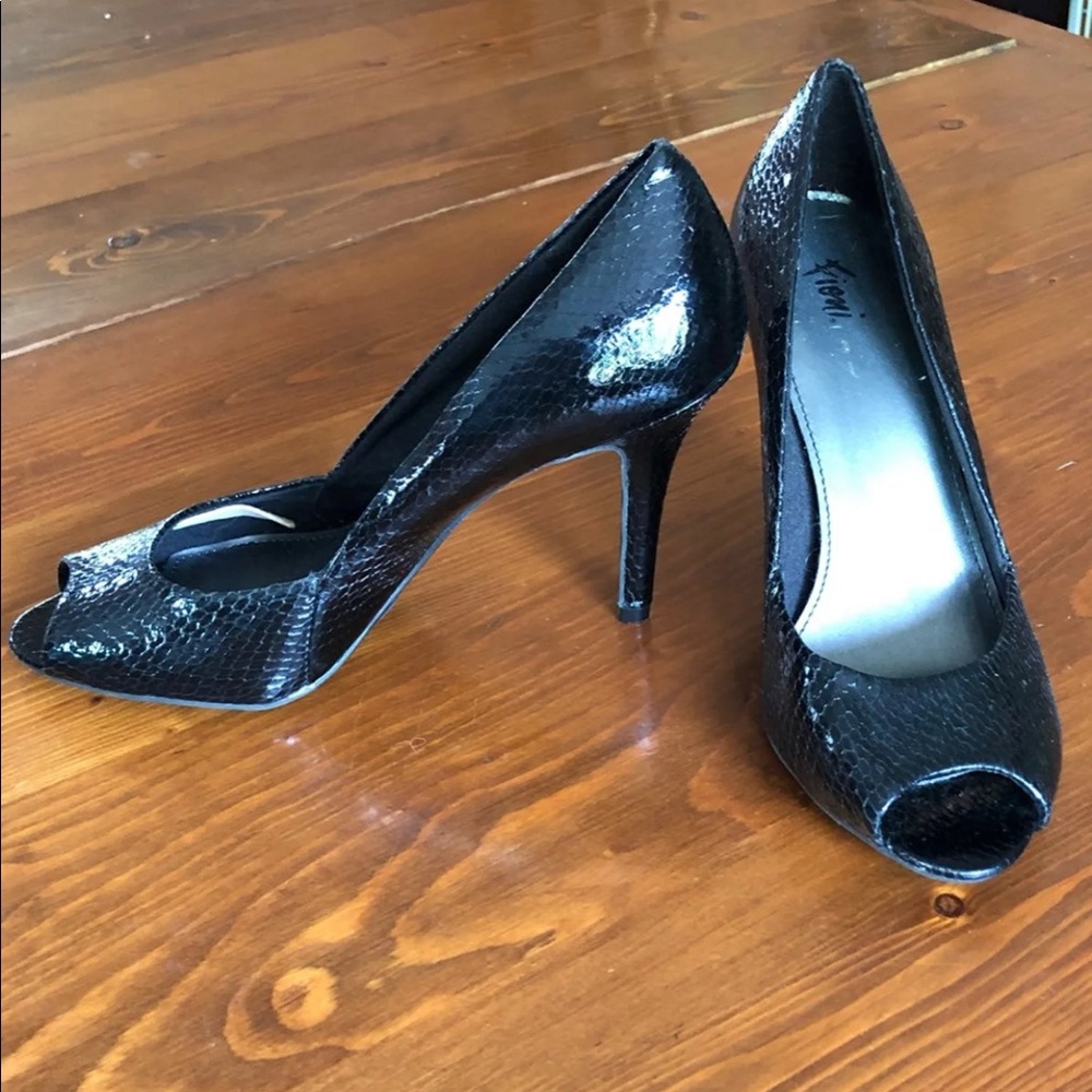 Black heels